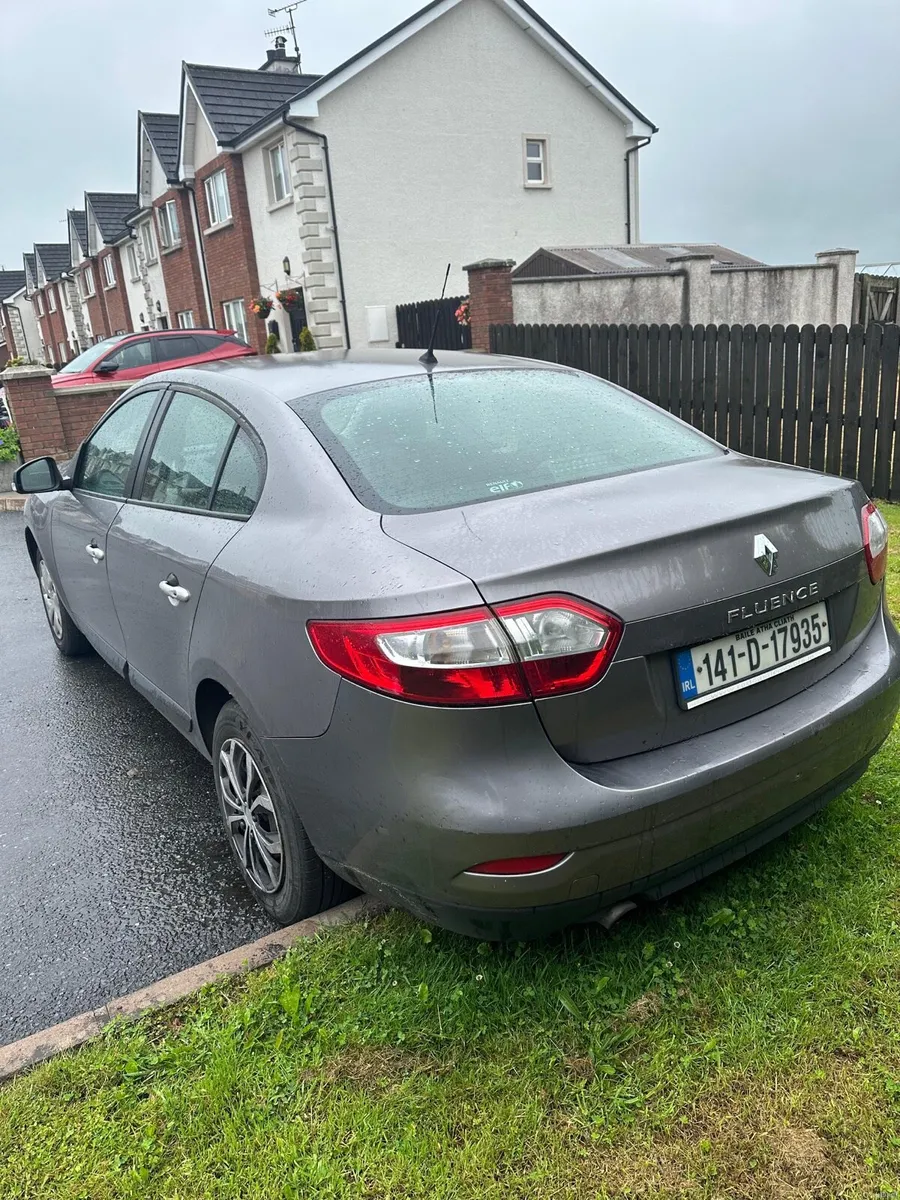 Renault Fluence **READ DESCRIPTION** - Image 6