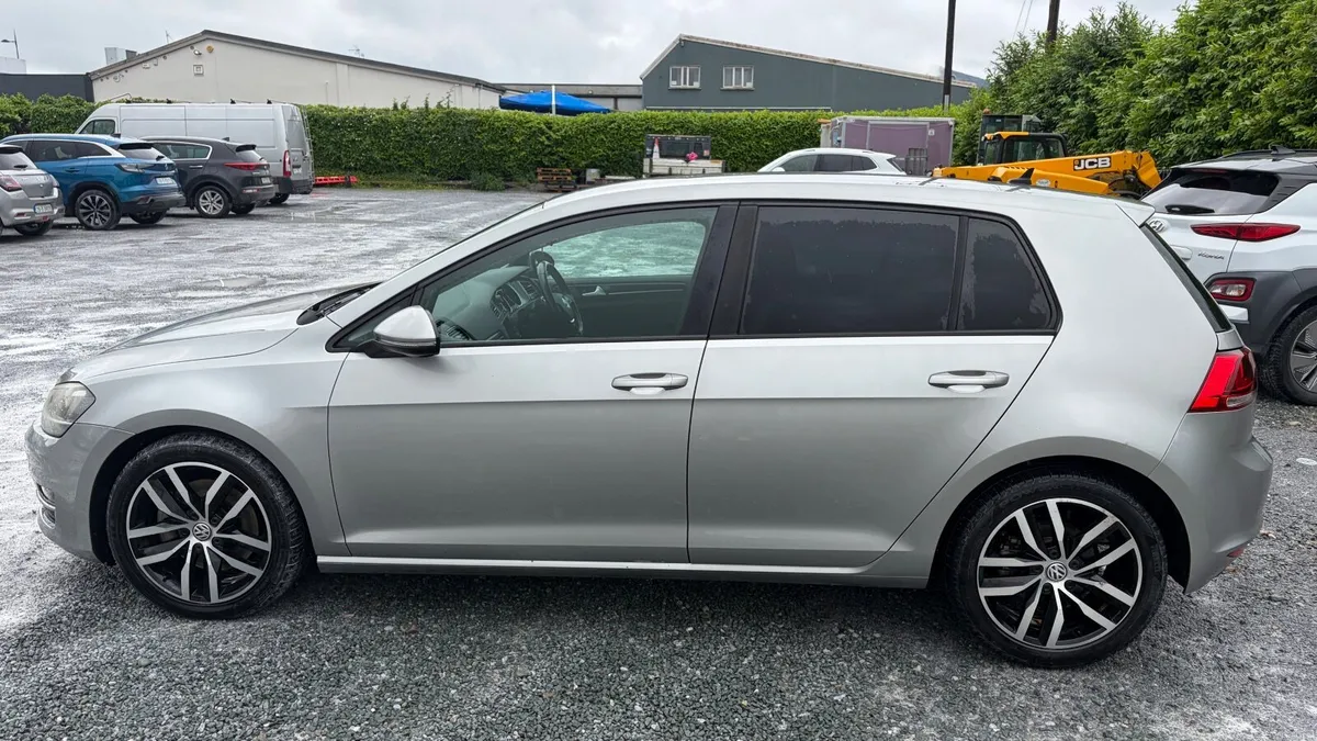 Volkswagen Golf 2014 - Image 3