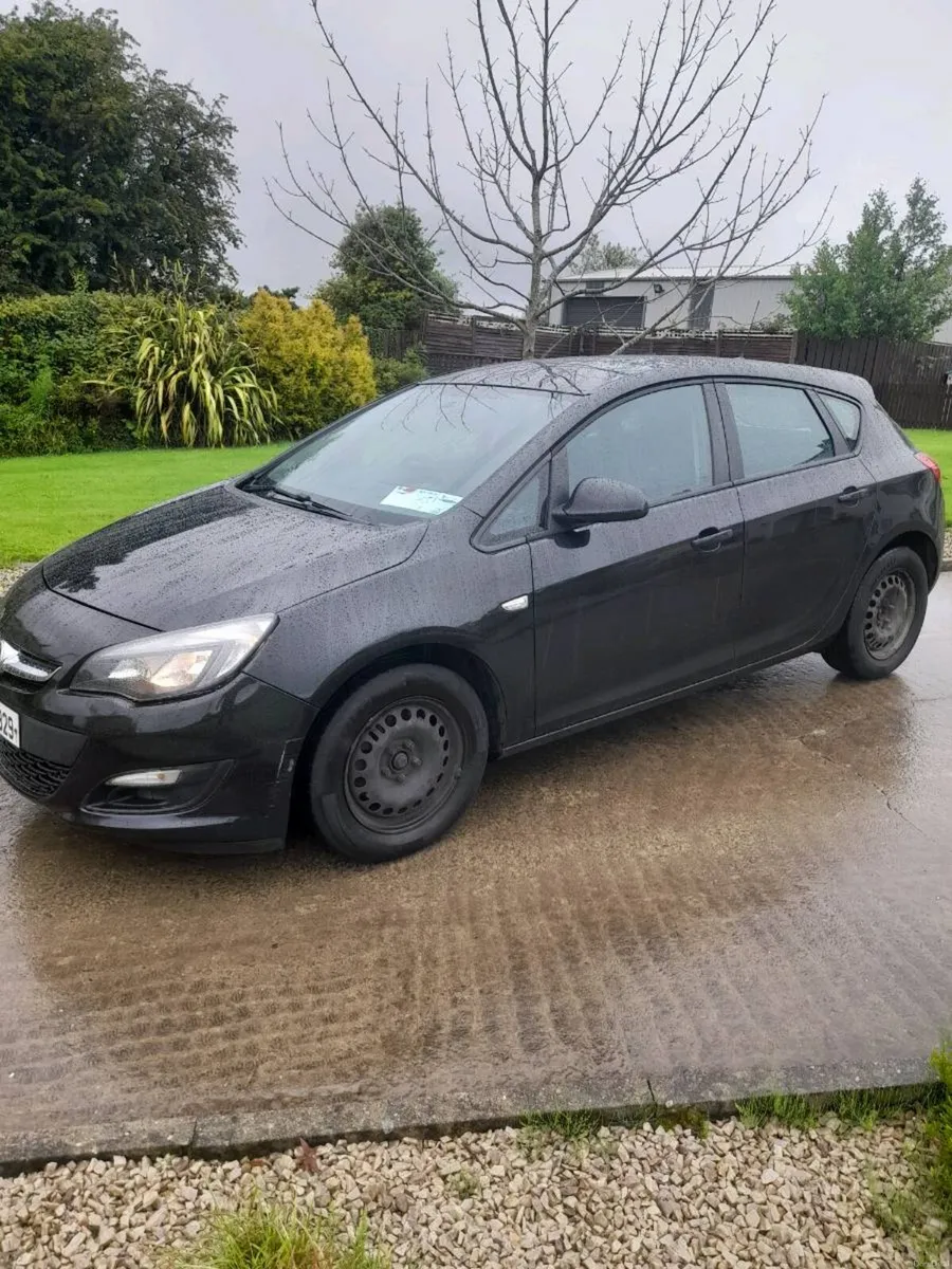Opel astra 1.7cdti  2013 - Image 1