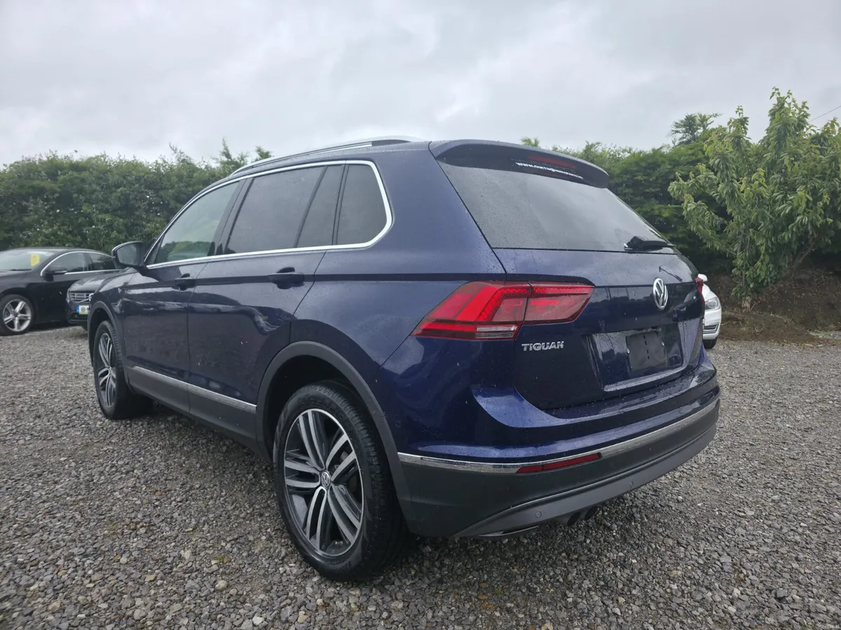 2019 Volkswagen Tiguan TDI 4Motion Highlne - Image 3