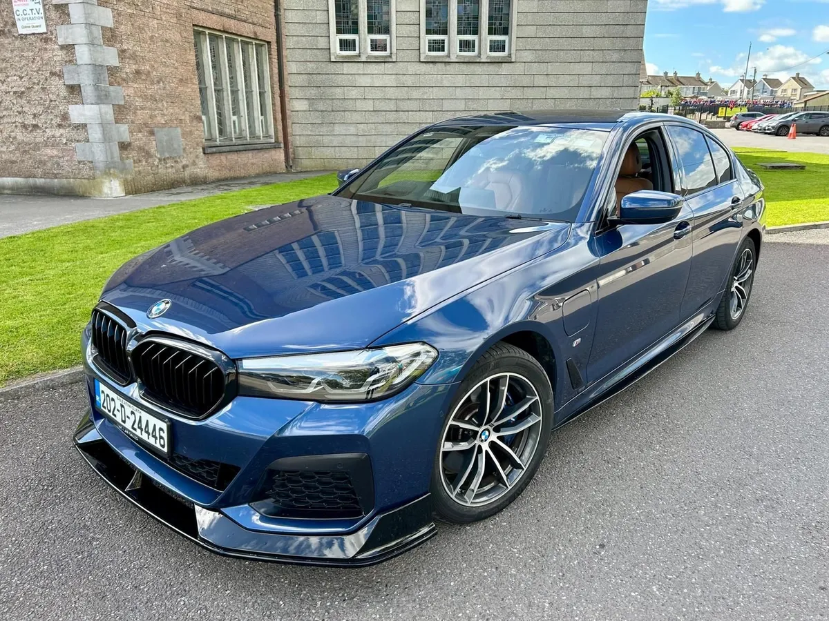 2020 BMW 530e xDrive M Sport – Top Spec - Image 3