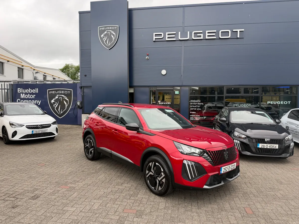 2025 Peugeot 2008 Allure Hybrid - Image 2