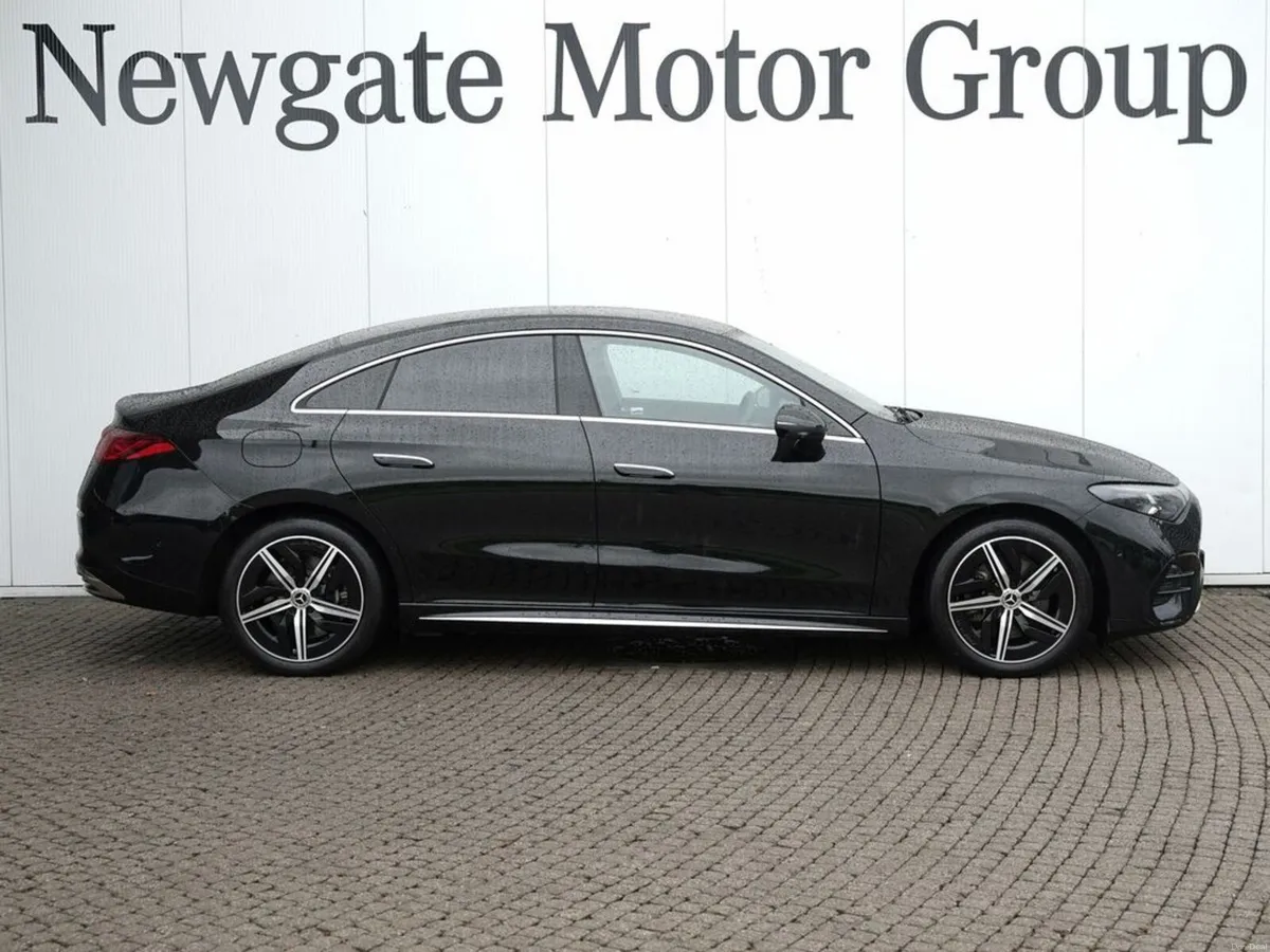 Mercedes-Benz CLA 250+ WITH EQ TECHNOLOGY AMG LINE - Image 4