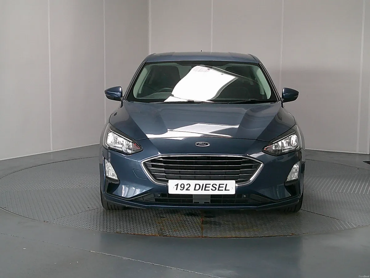 Ford Focus 2019 - Image 2