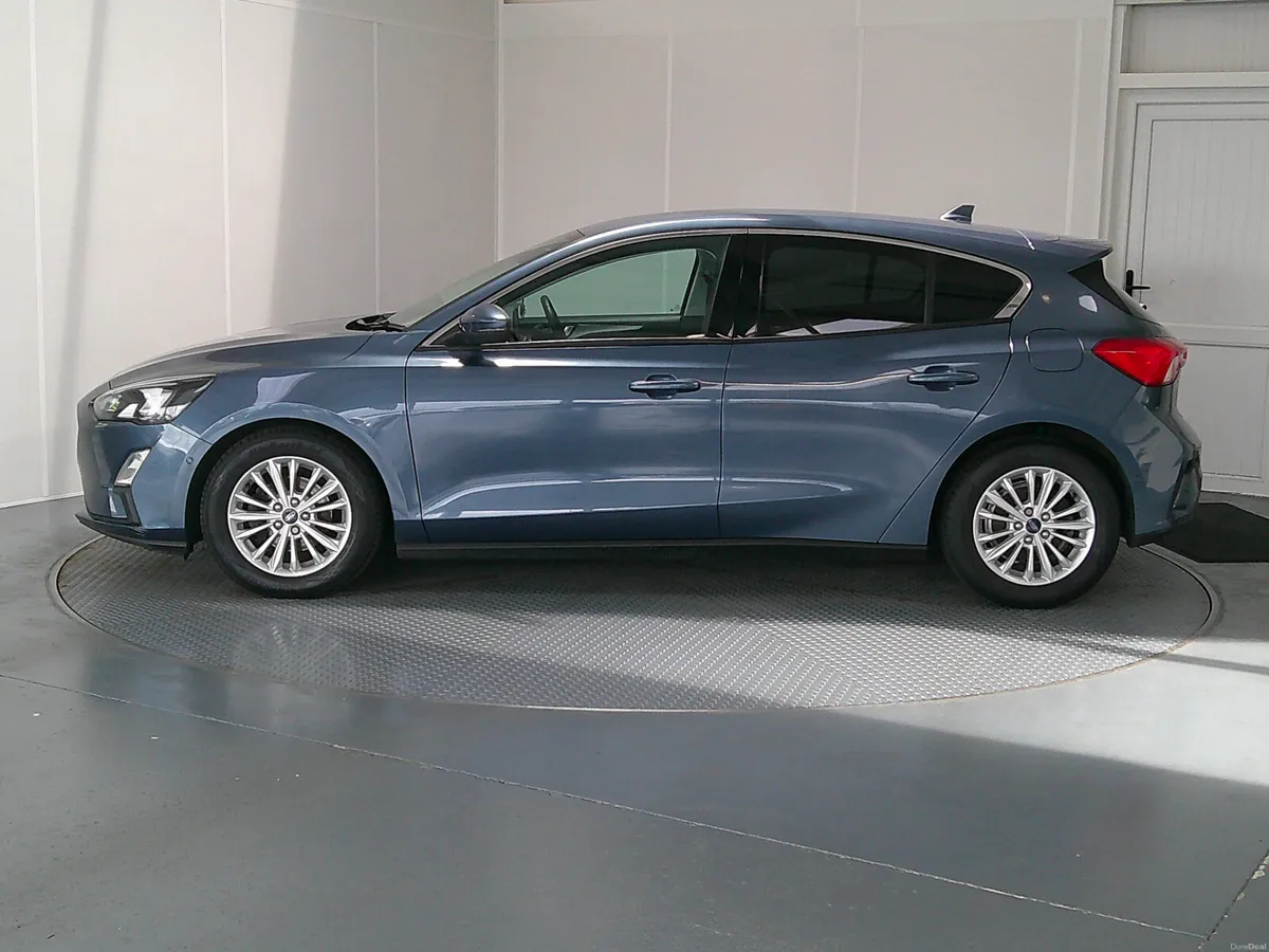 Ford Focus 2019 - Image 4