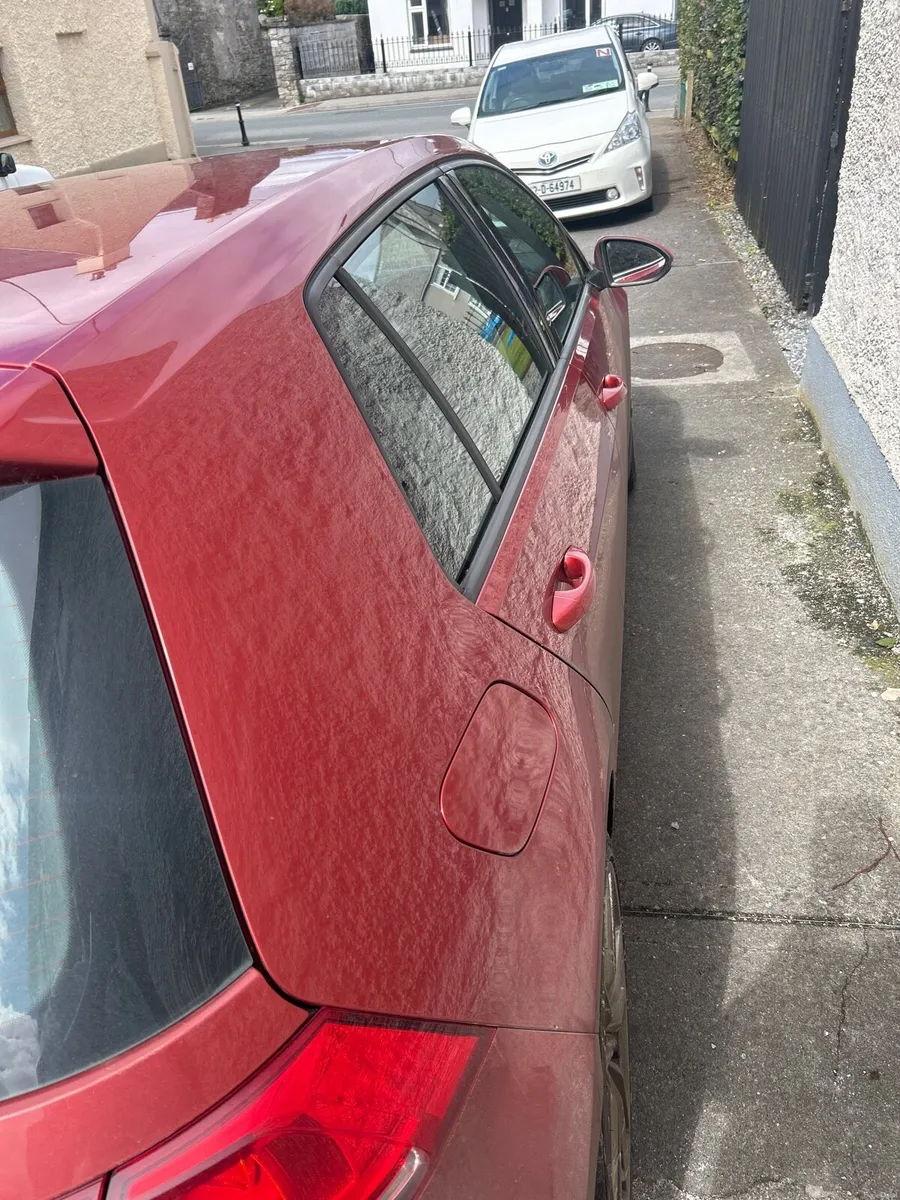 Car - Image 3