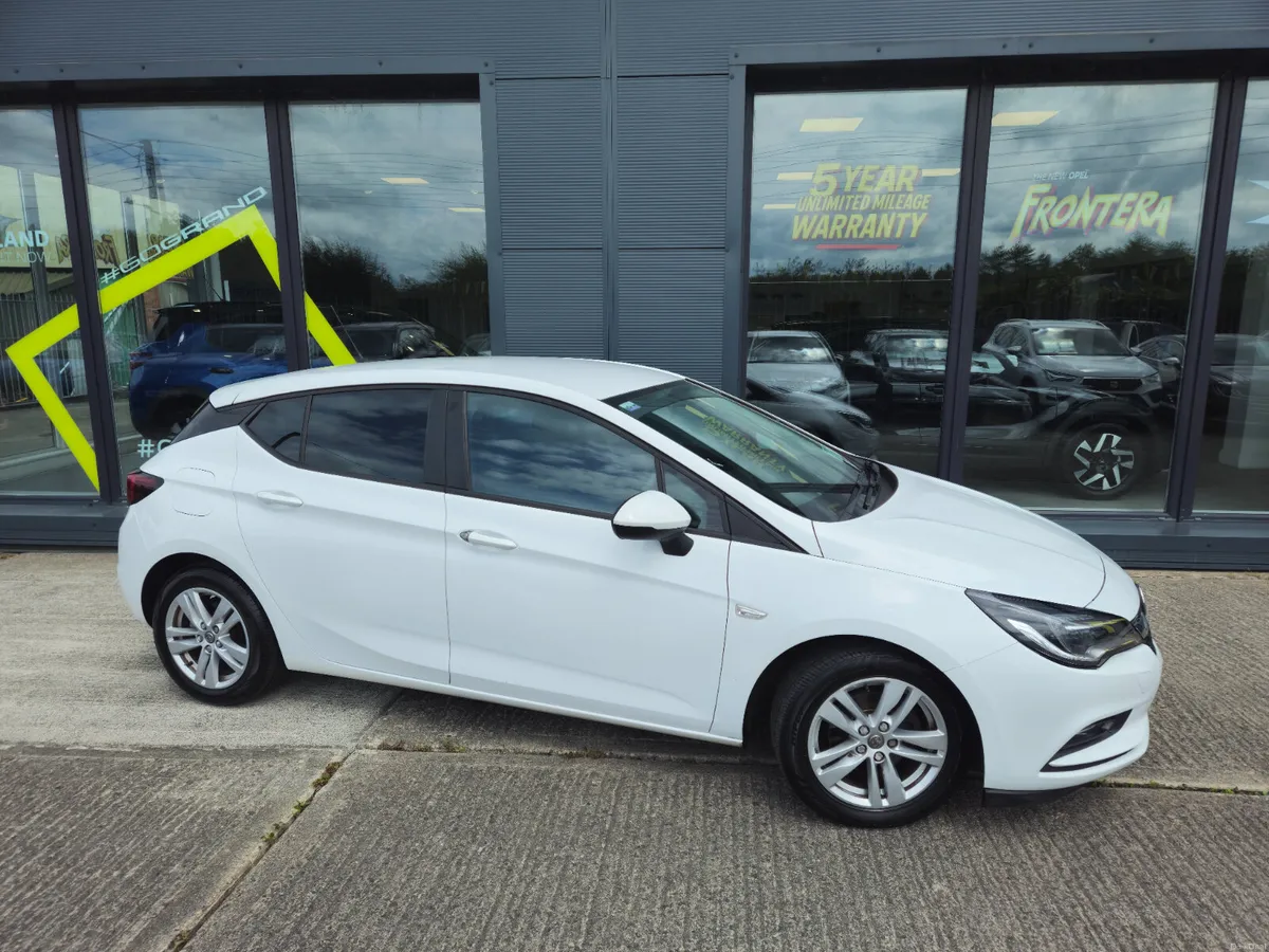 Vauxhall Astra 1.6 CDTI - Image 4