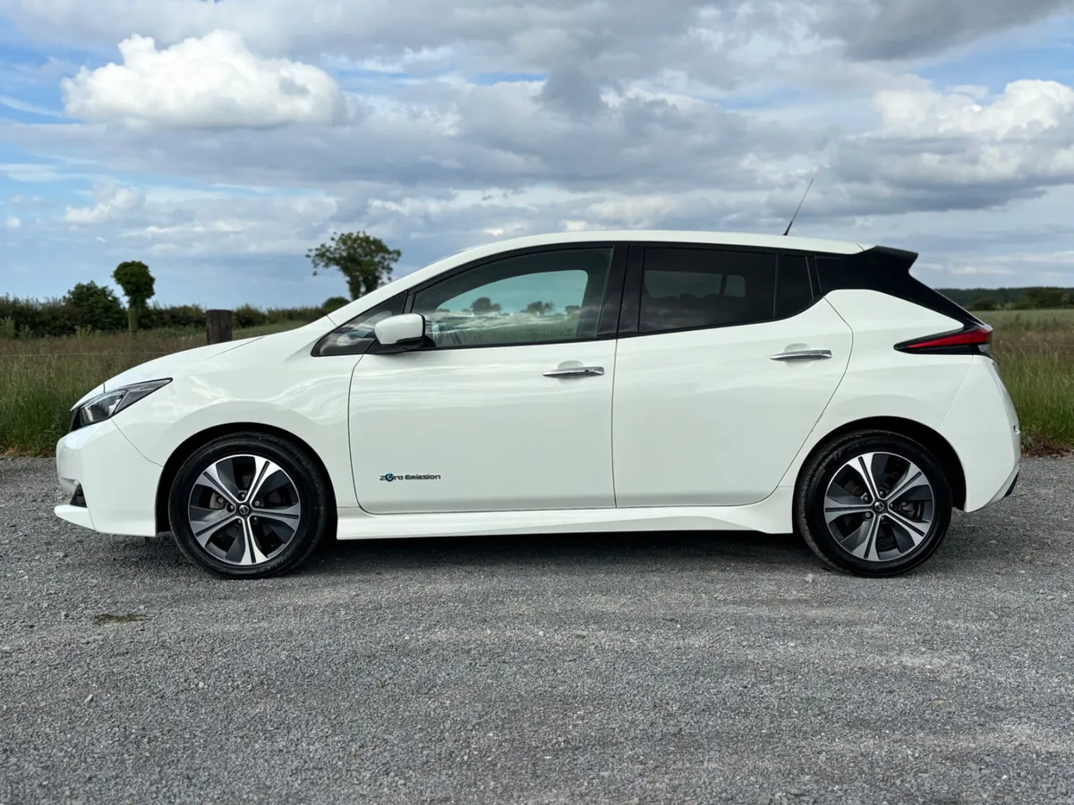 192”Nissan Leaf Tekna /40kWh / Low Mileage - Image 3