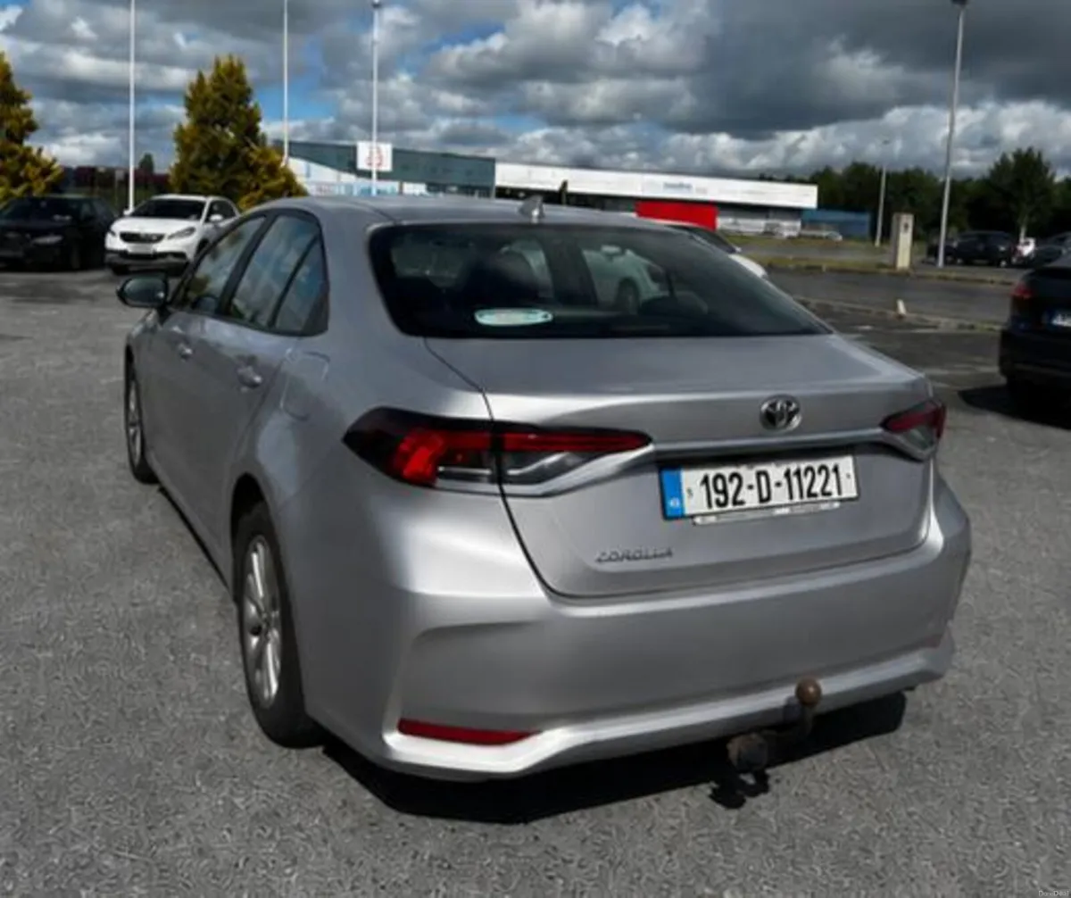 192 Toyota Corolla 1.6 petrol Manuel - Image 3