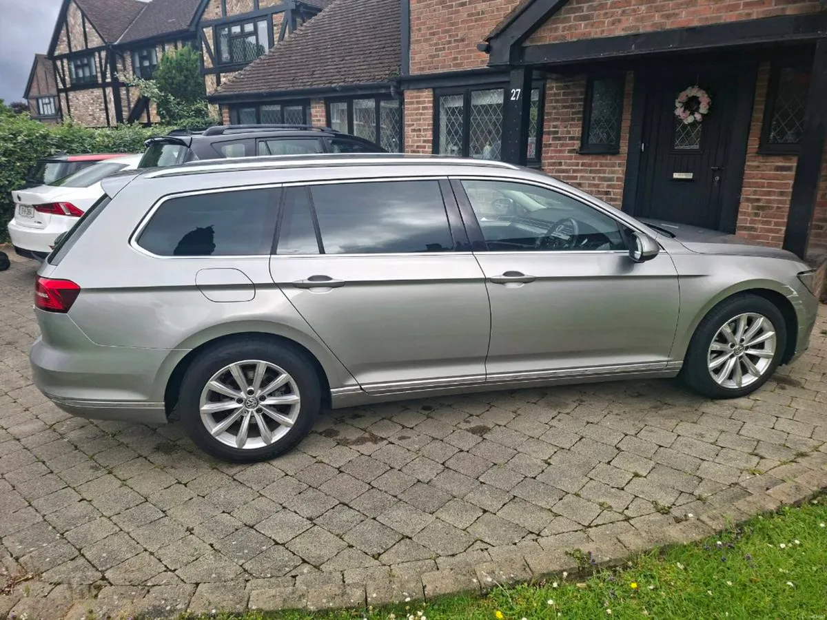 VOLKSWAGON PASSAT 1.6TDI ESTATE 2015 SUPERB - Image 2