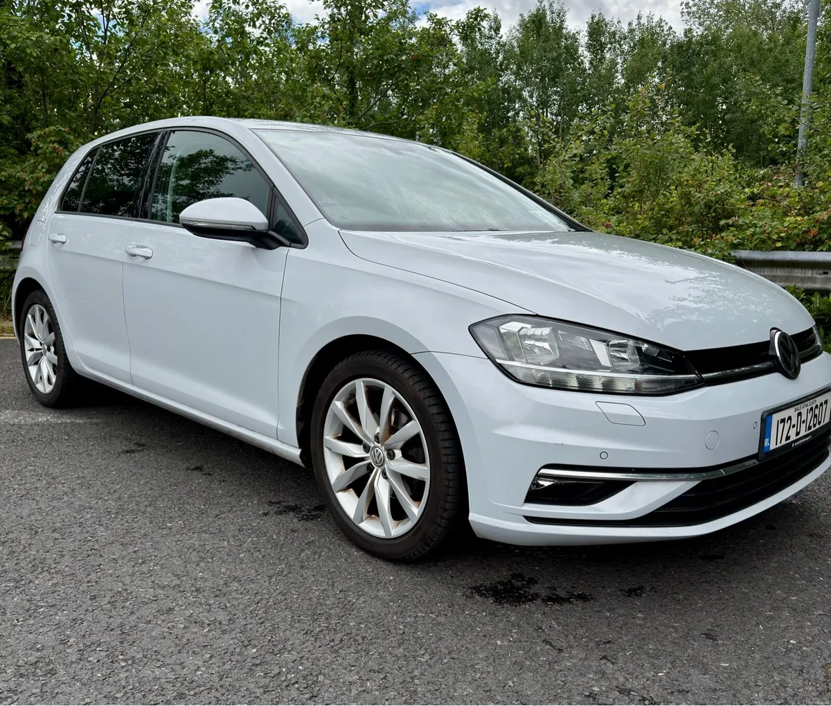 Volkswagen Golf Highline 1.0TSI - Image 2
