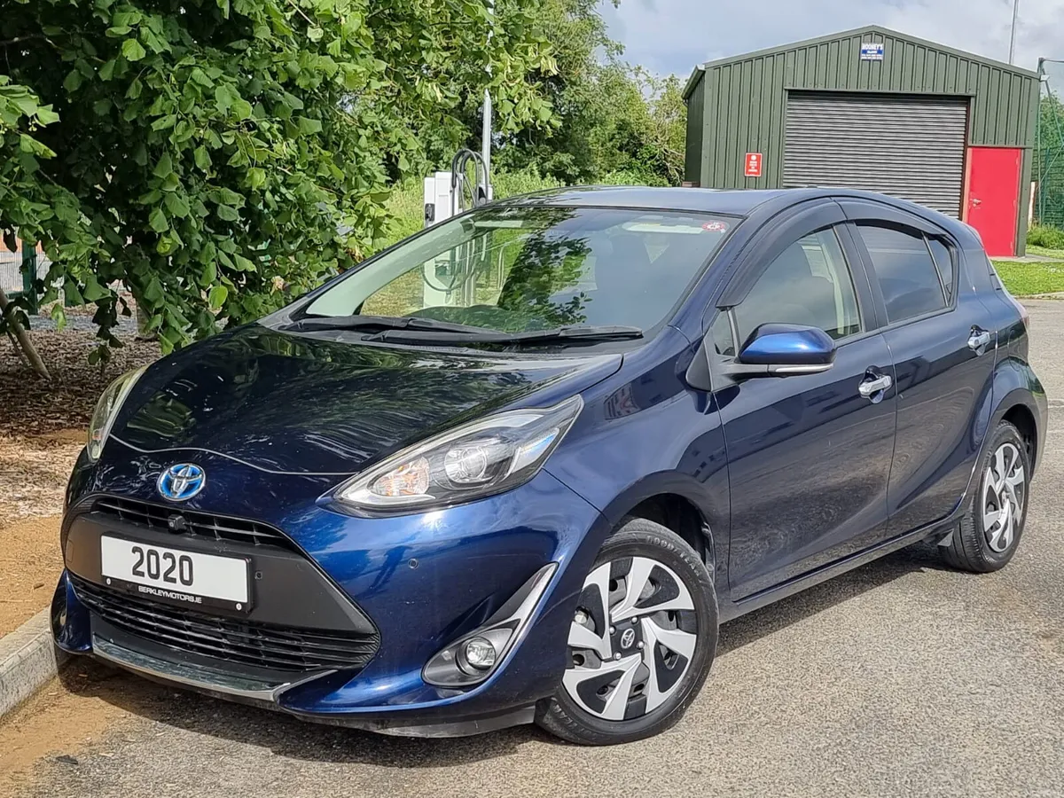2020 TOYOTA AQUA HYBRID AUTO 1 YR WARRANTY €14,900 - Image 1