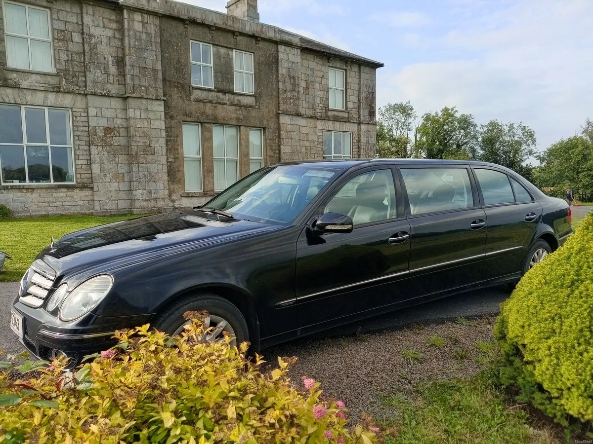 Mercedes-Benz E-Class 2009 - Image 5