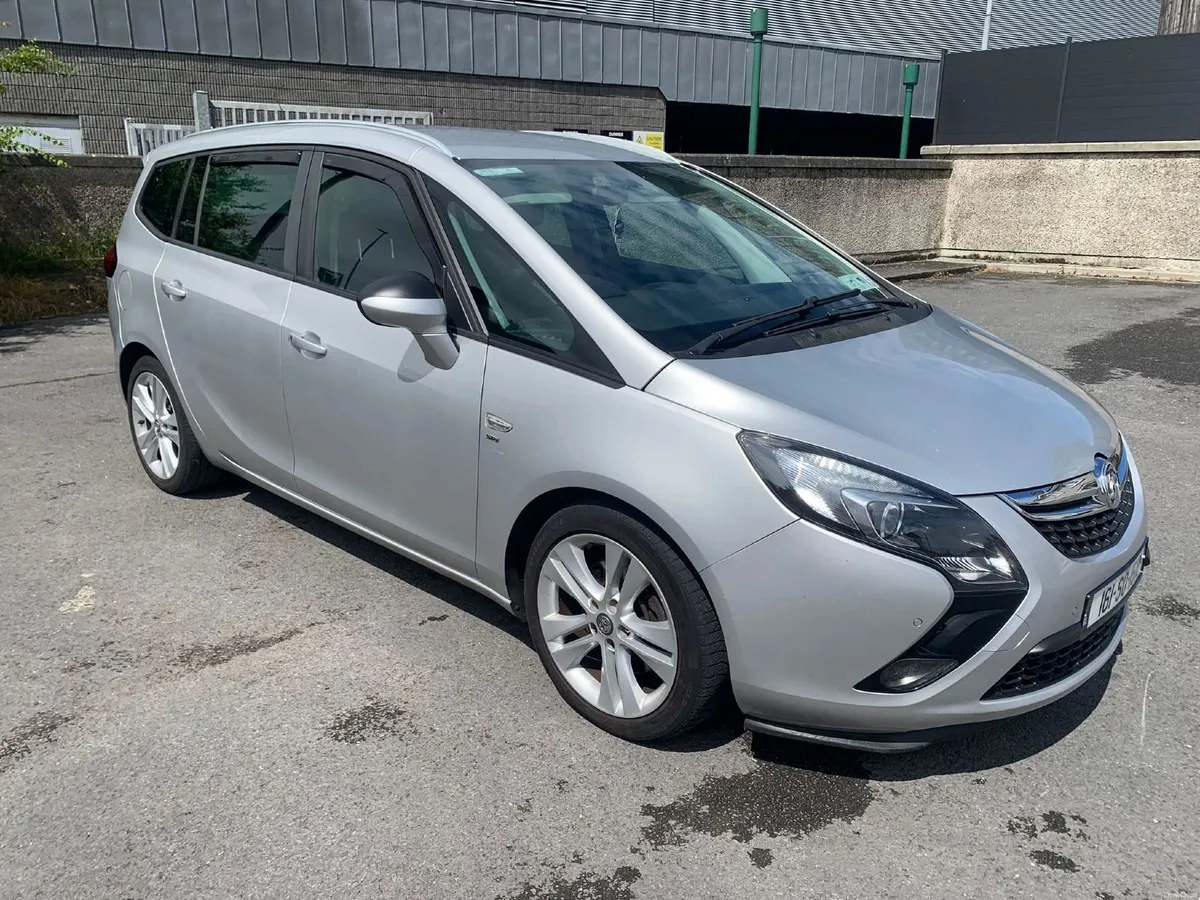 Vauxhall Zafira tourer  sri - Image 1