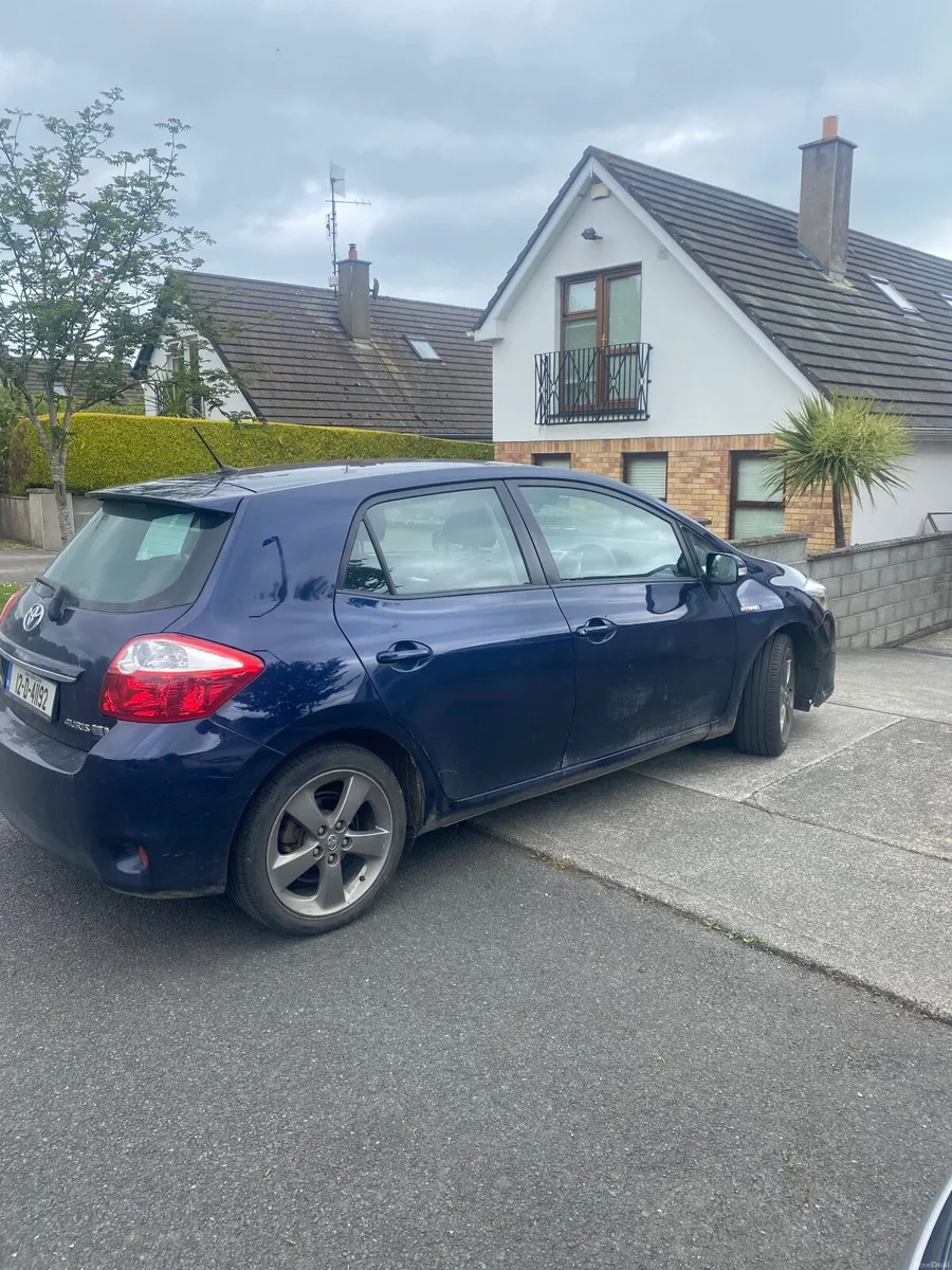 Toyota Auris 2012 - Image 3
