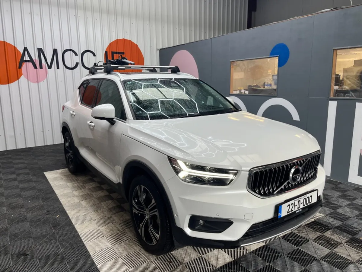 Volvo XC40 2022 VOLVO XC40 T5 1.5 AUTOMATIC / CRUI - Image 1