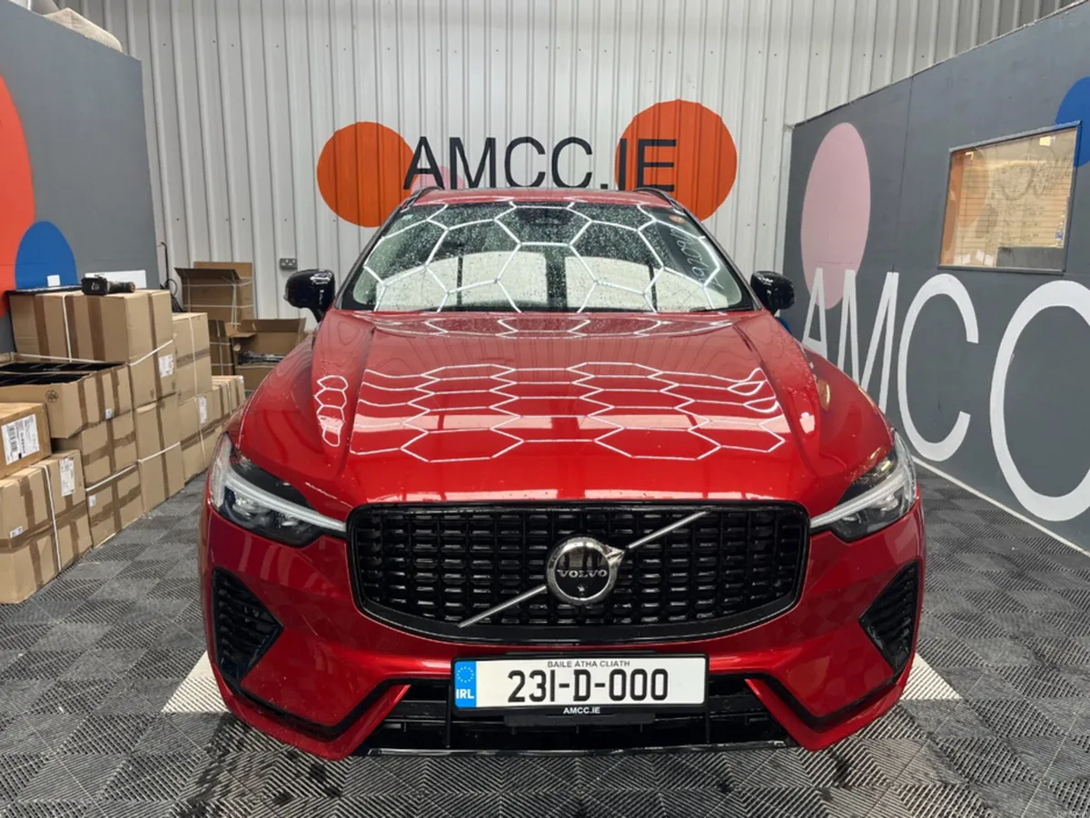 Volvo XC60 2023 VOLVO XC60 T6 PLUG-IN 2.0 AUTOMATI - Image 5