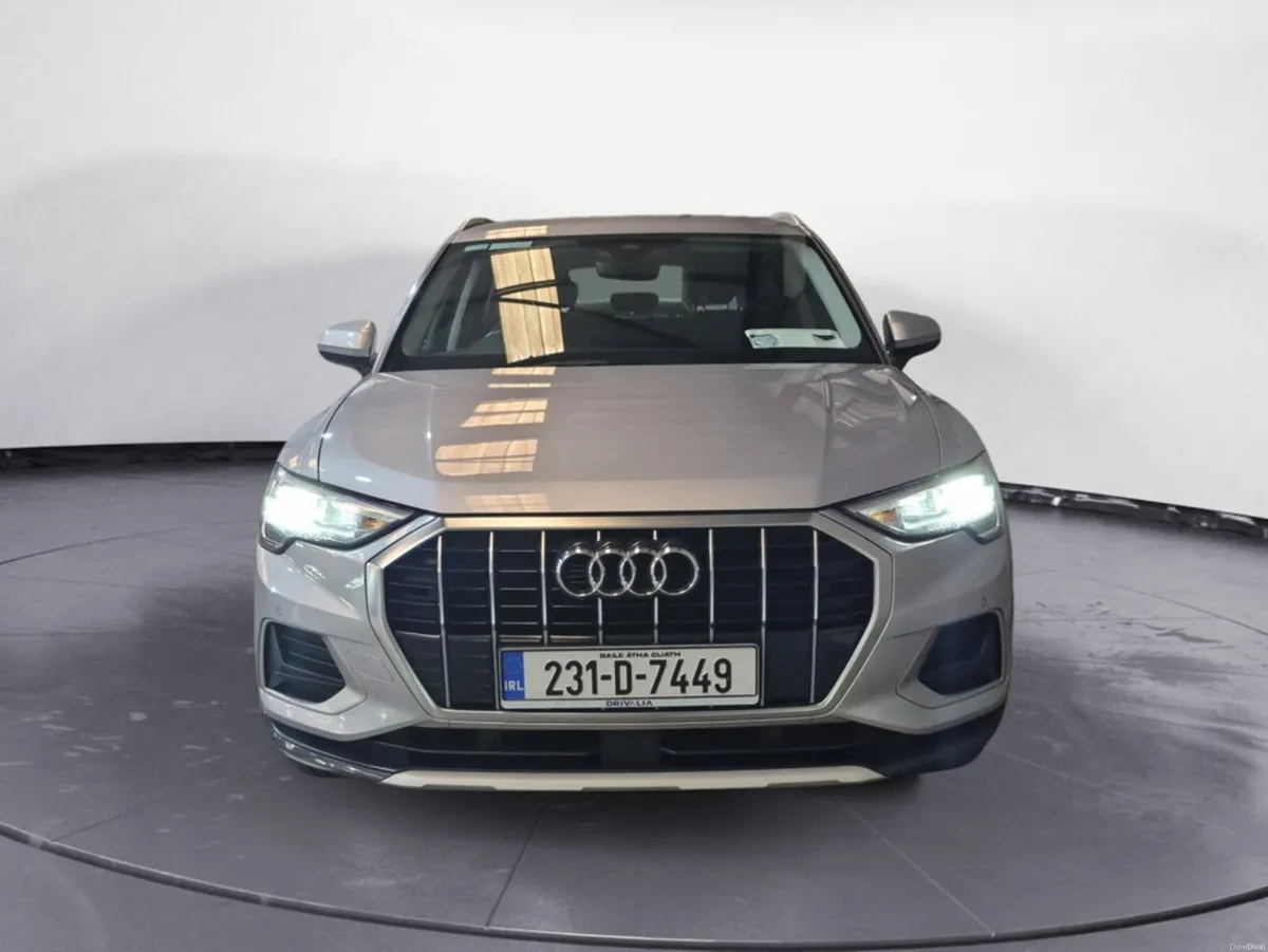 Audi Q3 35 TDi 150 BHP Auto - Image 2
