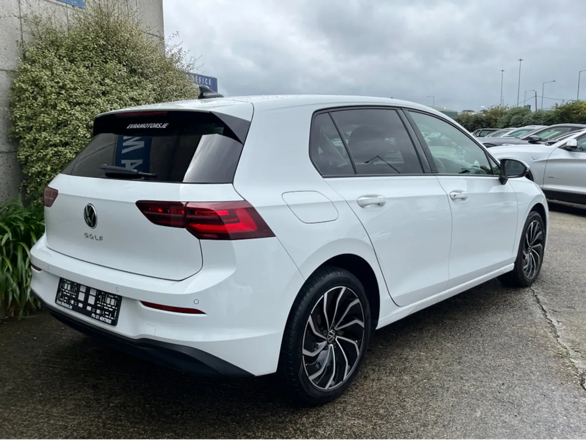 Volkswagen Golf ACTIVE ADVANCE AUTOMATIC 2.0 DIESE - Image 4