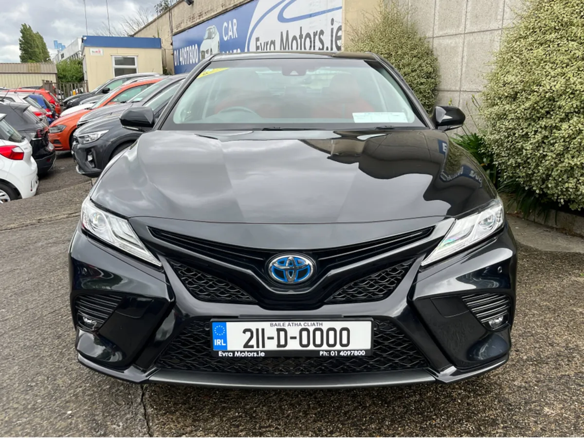 Toyota Camry WS AUTOMATIC HYBRID 2.5 PETROL //HIGH - Image 2