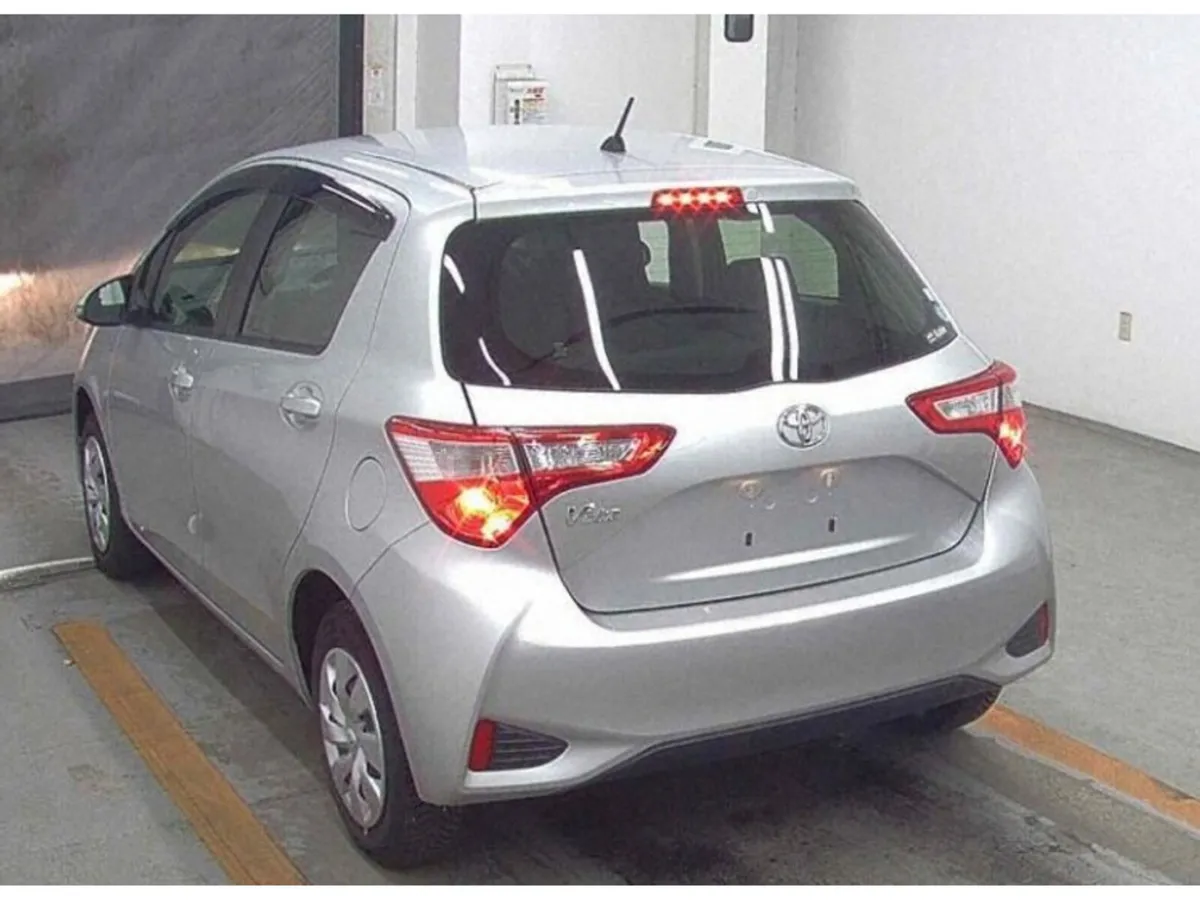 Toyota Vitz 1.0 Petrol Auto - Image 4
