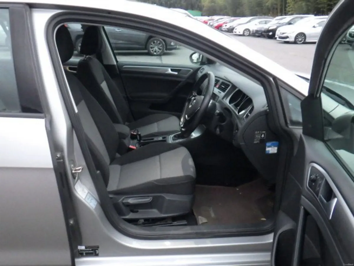 Volkswagen Golf 1.2 Petrol Auto - Image 3