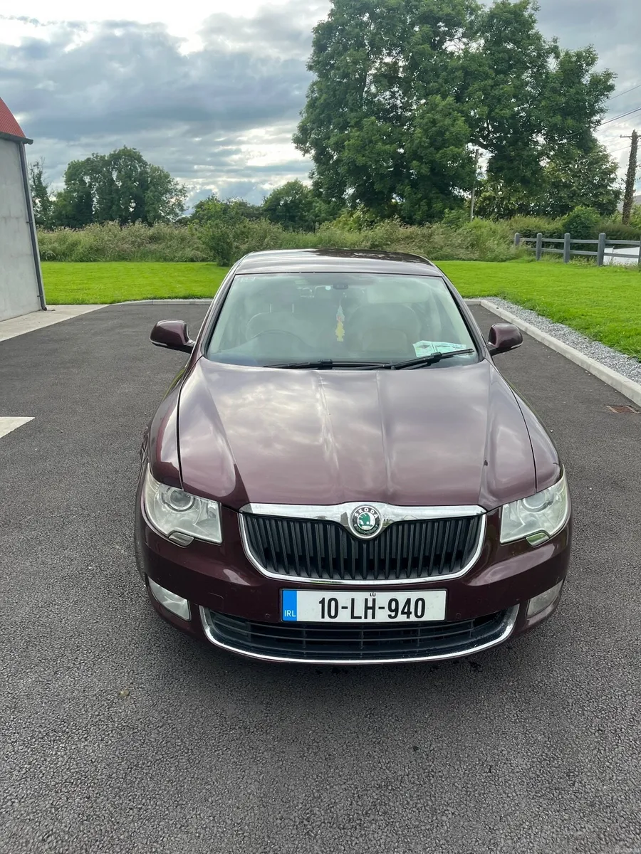 Skoda Superb 2010 - Image 3