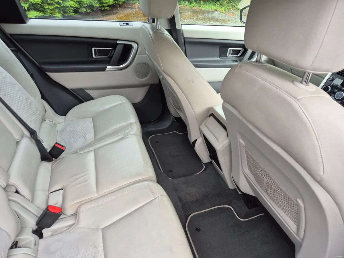 Land Rover Discovery Sport 2016. 2.0Diesel Manual - Image 6