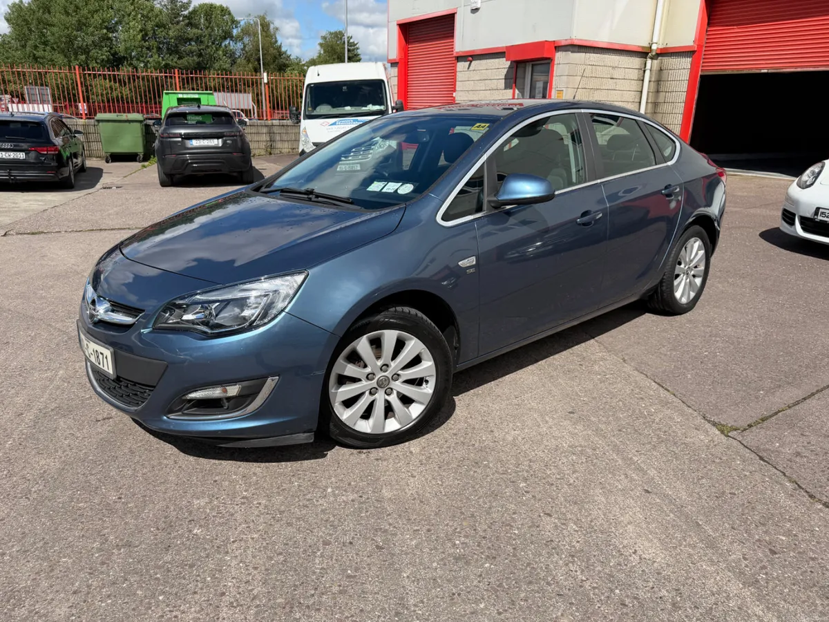 2014 Opel Astra - Image 3