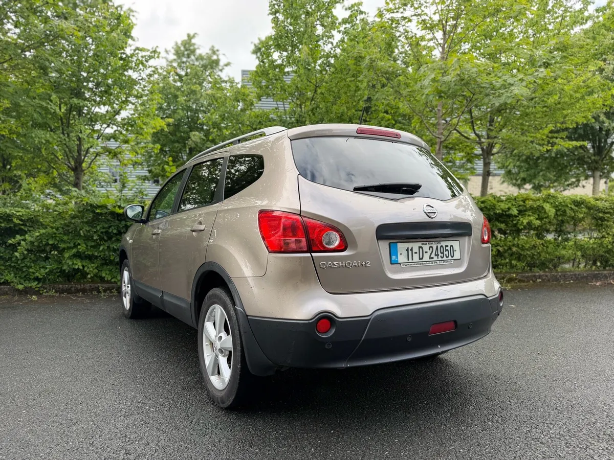 NISSAN Quashqai 1.6 7 SEATER HIGH SPEC - Image 4