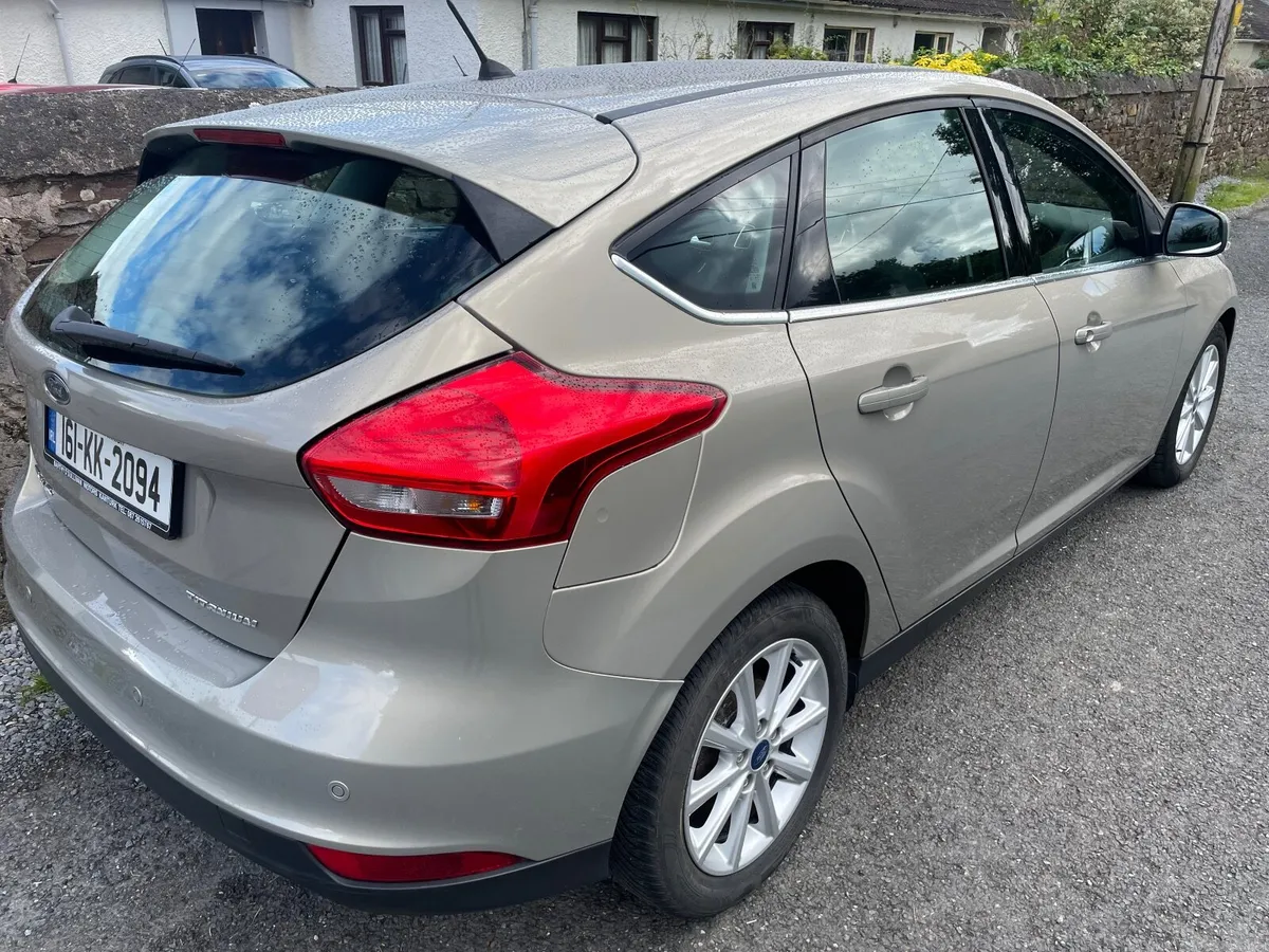 Ford Focus Titanium 2016 - Image 4