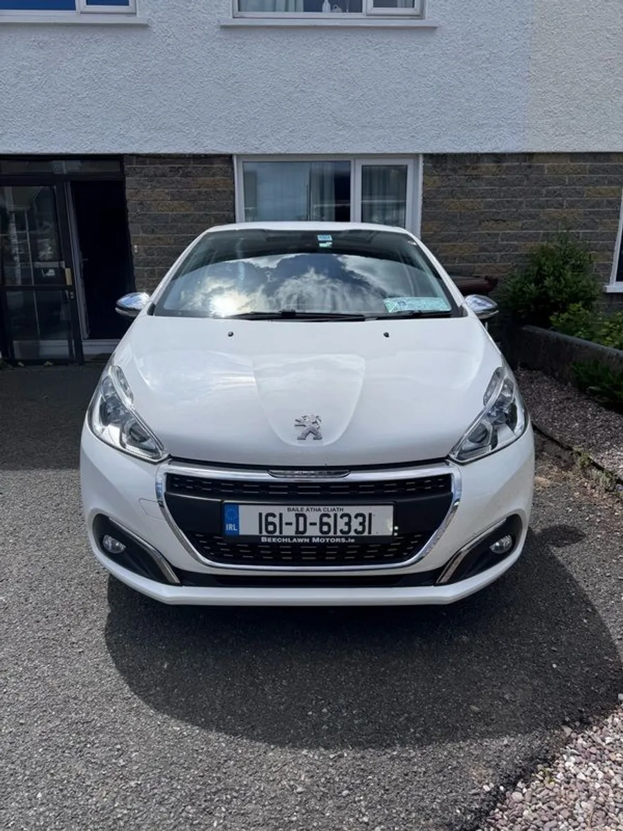 Peugeot 208 2016 Allure 1.2 Puretech 5dr - Image 1