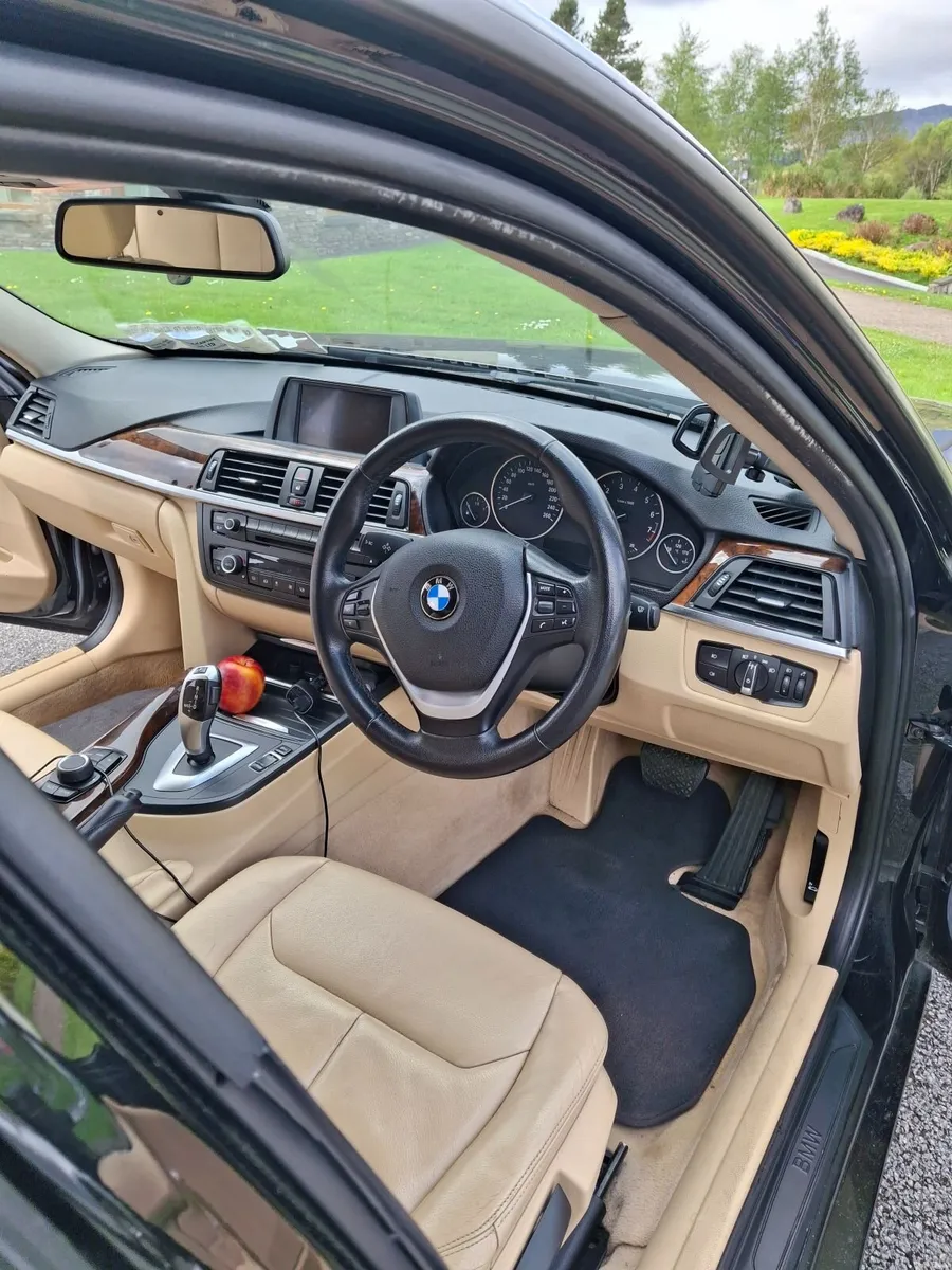 BMW 3-Series 2013 - Image 3