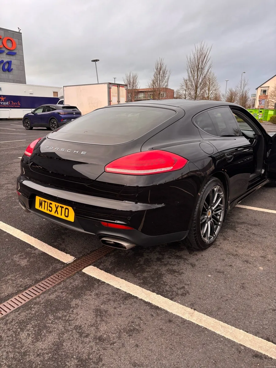 PORSCHE PANAMERA - Image 5