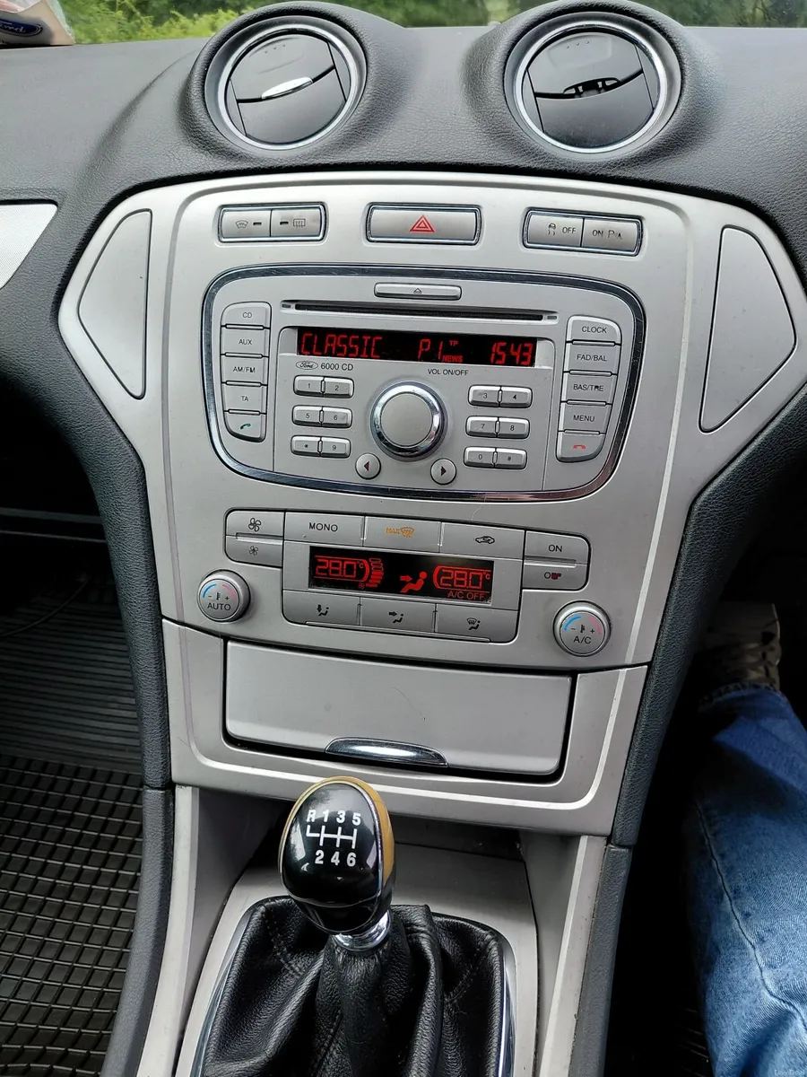 New nct3/27,taxed,6 speed,mint cond,drivin as new - Image 2