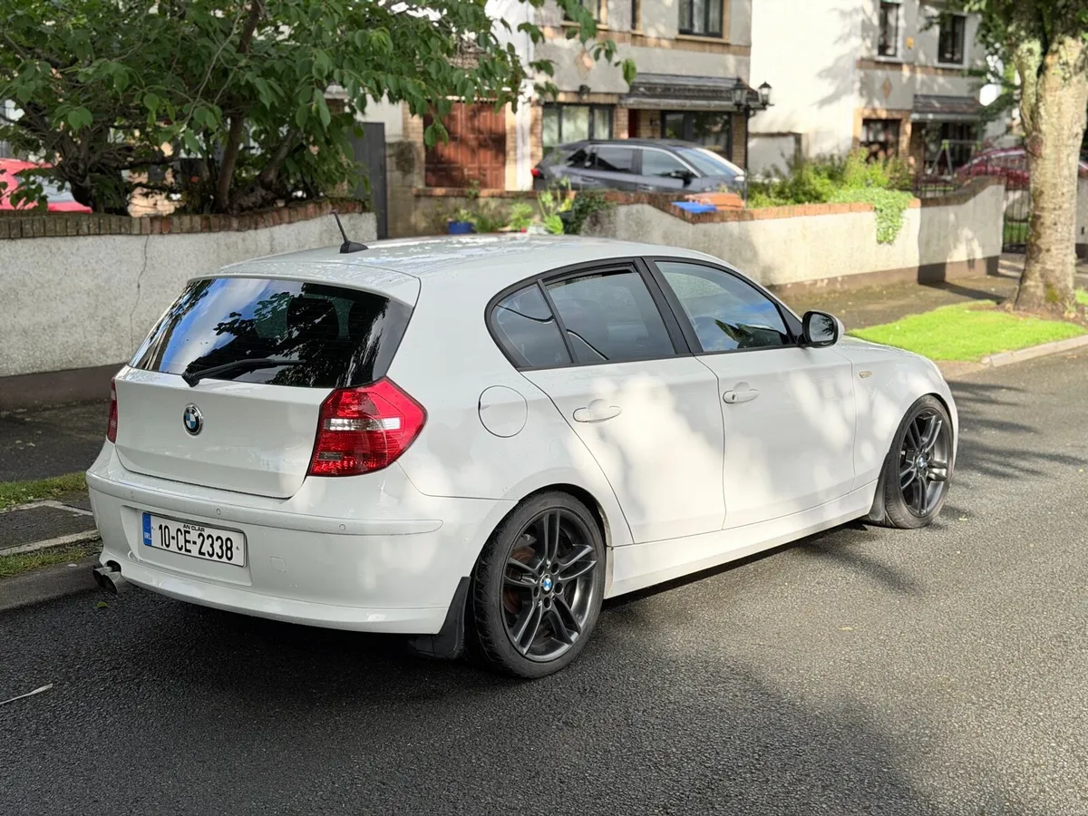 Automatic BMW 118D – NCT 08/2027 - Image 1