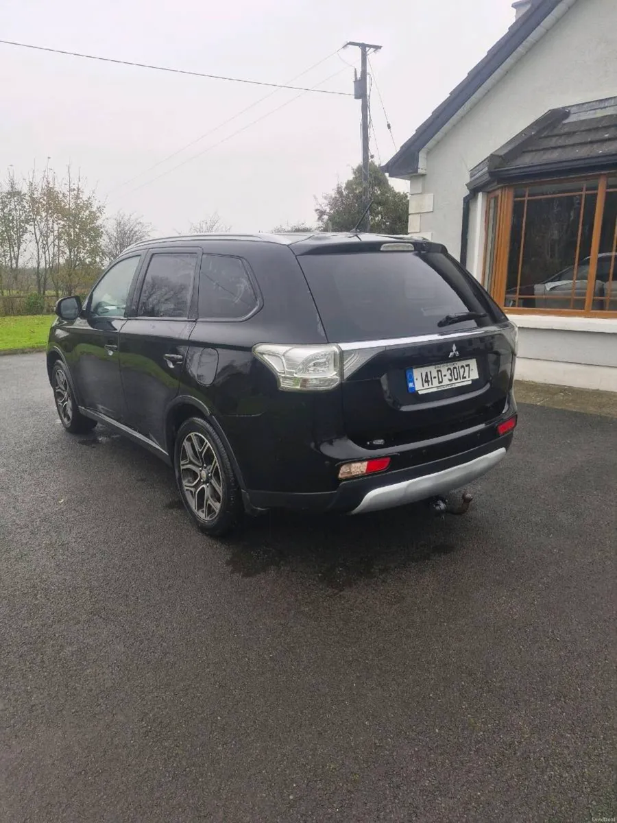 Mitsubishi Outlander 7 seater - Image 2