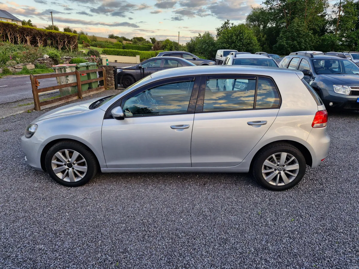 Volkswagen Golf Match - Image 3