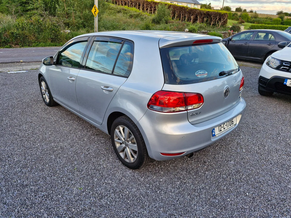 Volkswagen Golf Match - Image 4