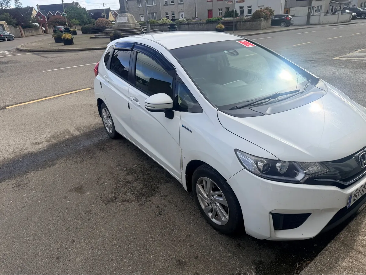 Honda Fit 2015 - Image 3