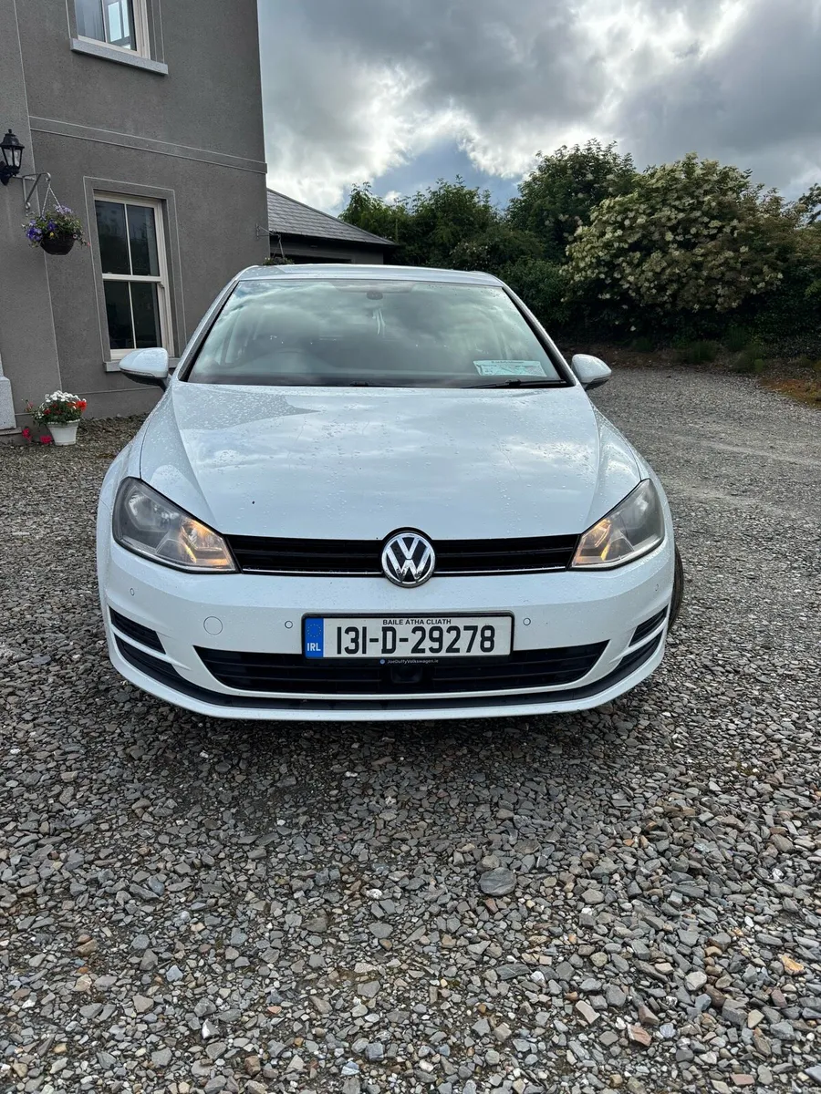 Volkswagen Golf (automatic) - Image 3
