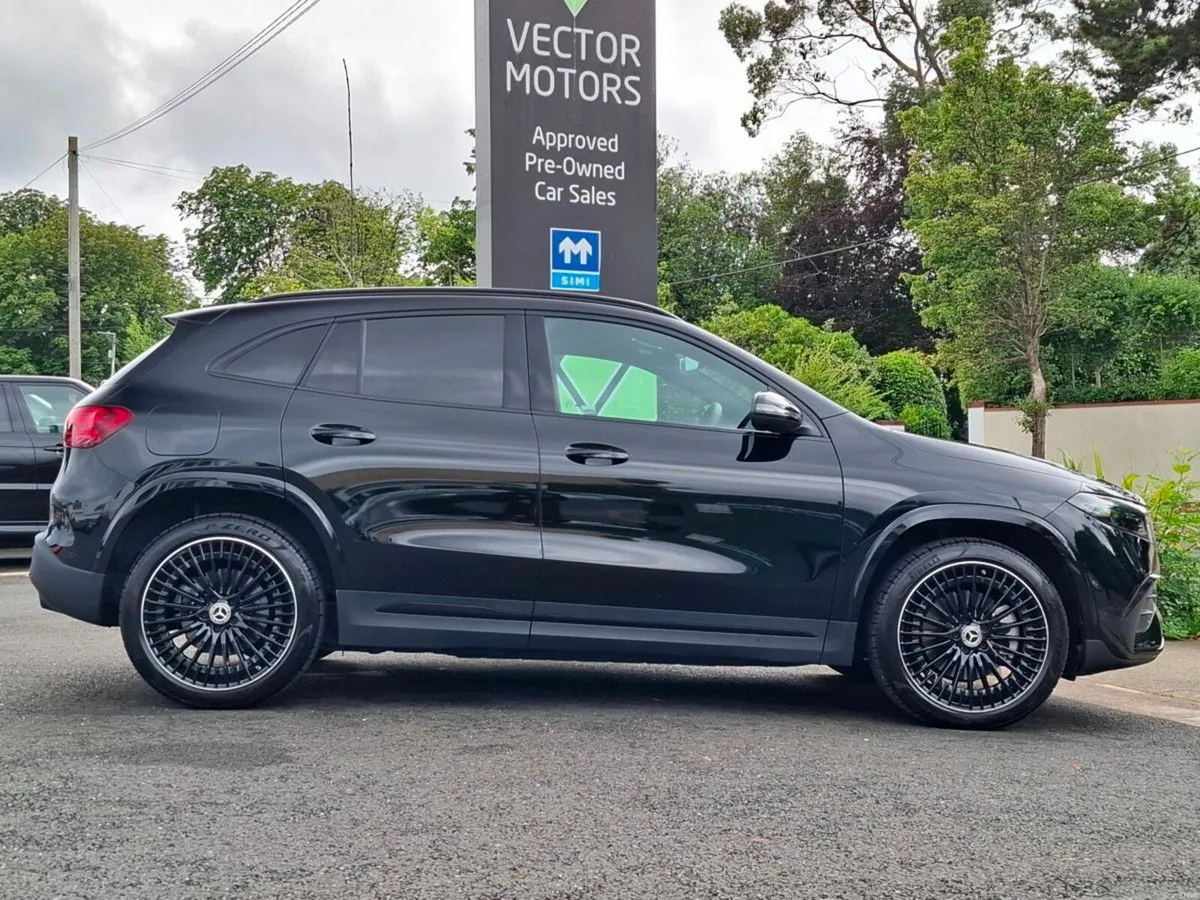 Mercedes-Benz EQA 250+ URBAN AMG LINE LONG RANGE - Image 6