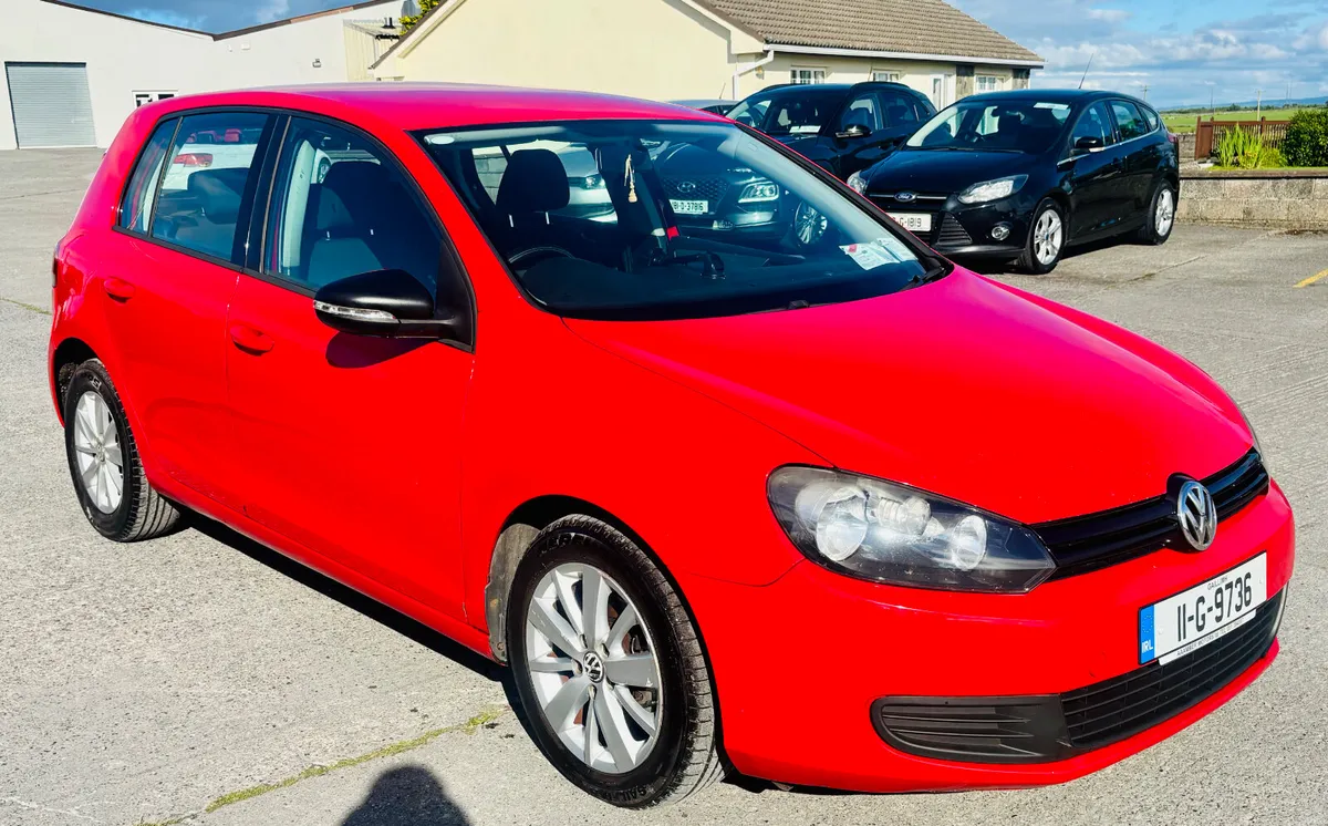 2011 VOLKSWAGEN GOLF 1.4L Petrol AUTOMATIC - Image 1
