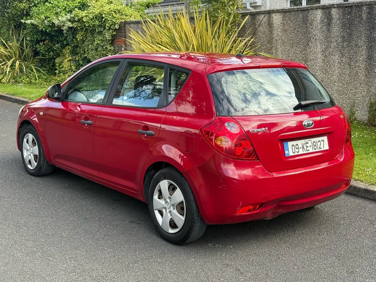 09 Kia Ceed AUTO NEW NCT 08/27 - Image 3