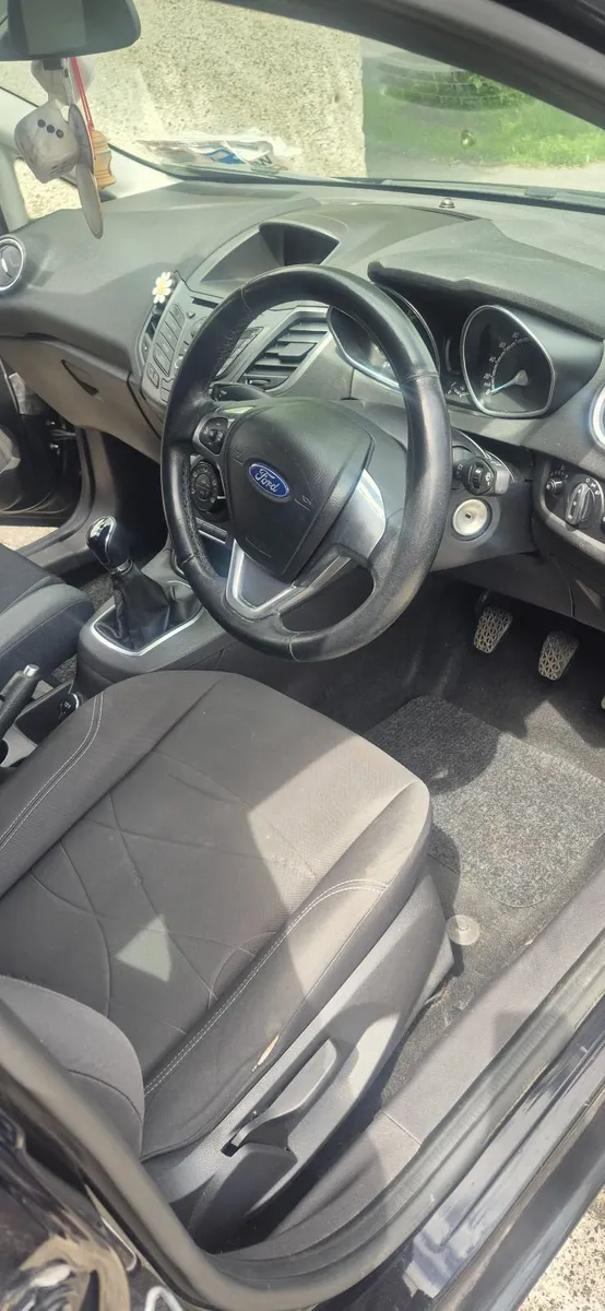 Ford Fiesta 2014 - Image 4