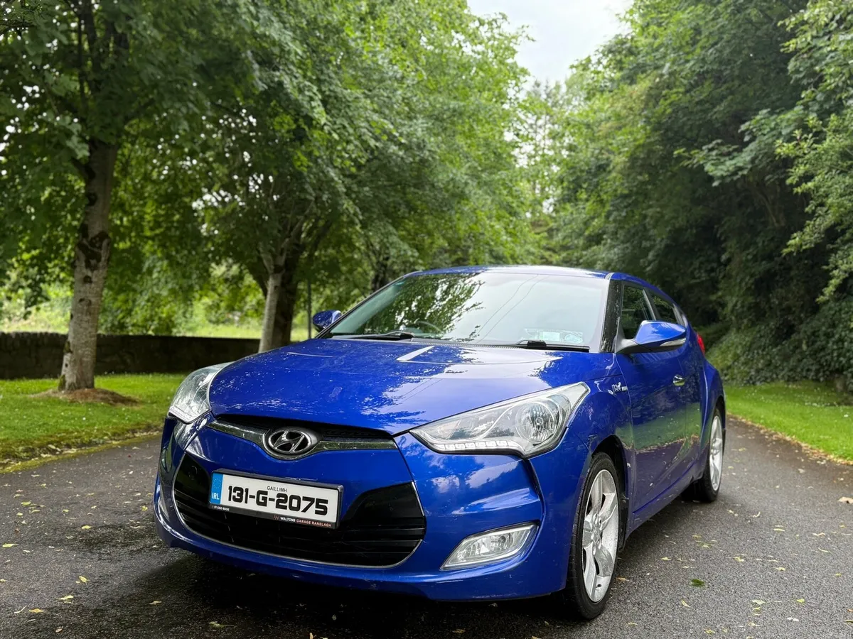 2013 Hyundai Veloster - Image 1