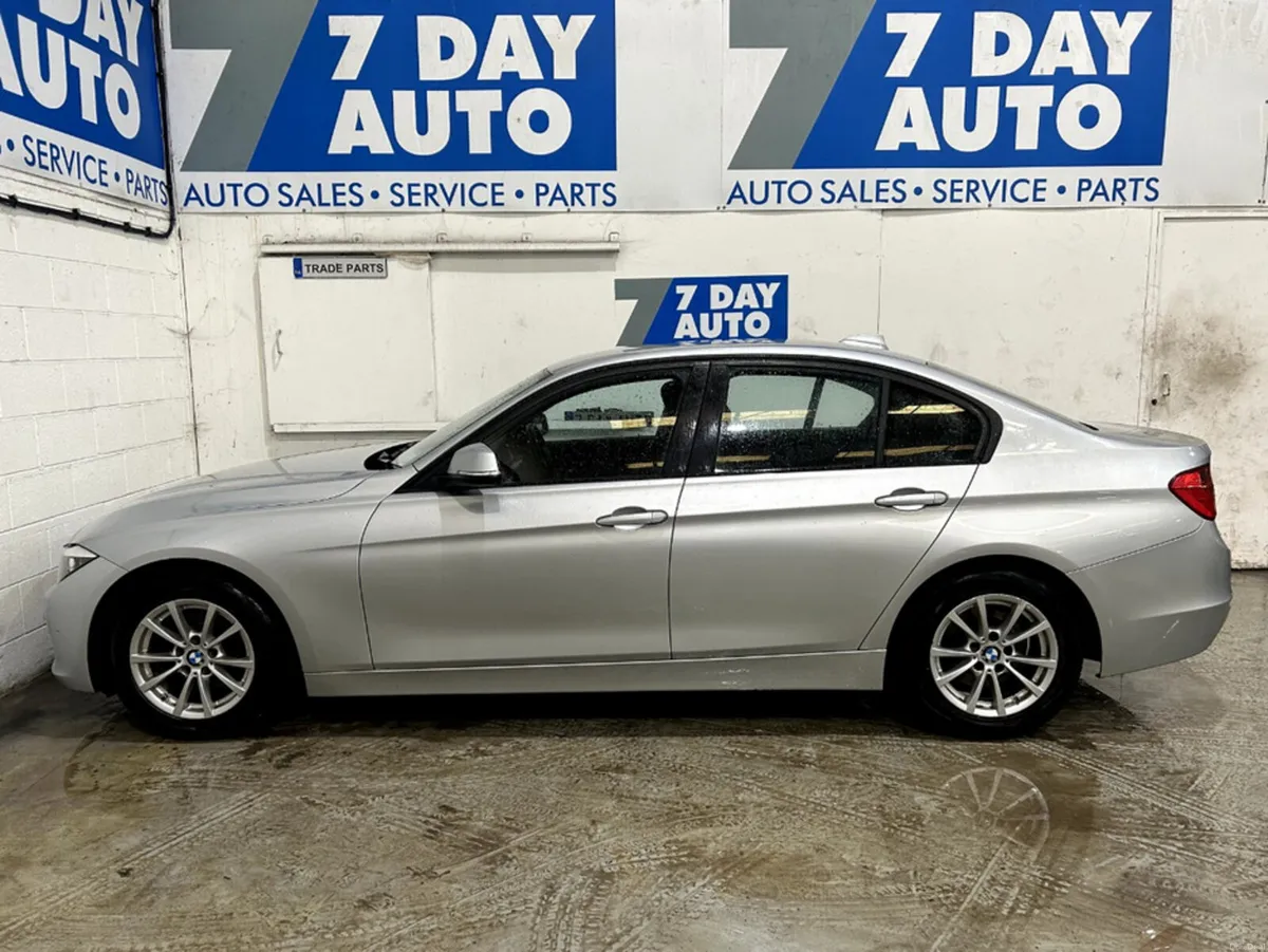 BMW 3-Series F30 D EFFICIENCY DYNAMICS BUSINESS 4D - Image 4