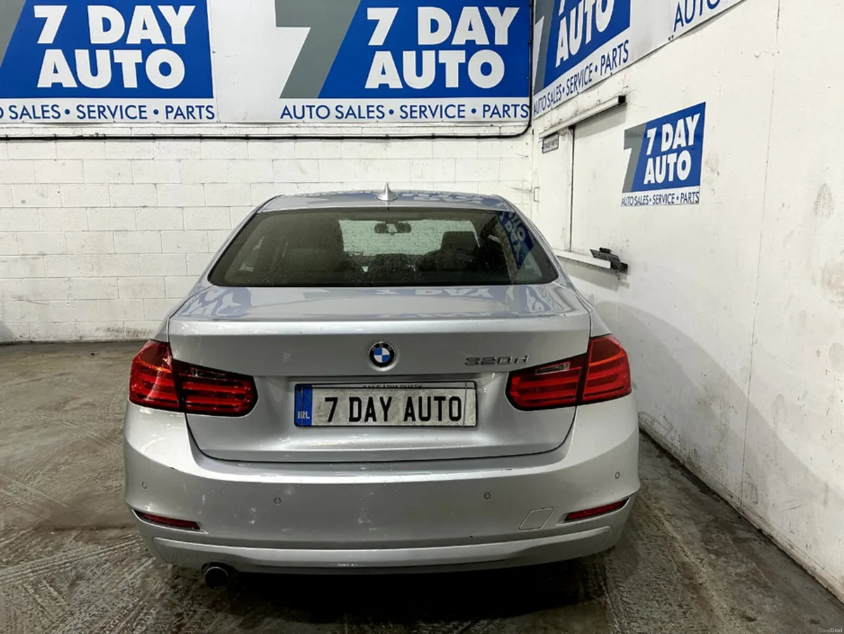 BMW 3-Series F30 D EFFICIENCY DYNAMICS BUSINESS 4D - Image 6