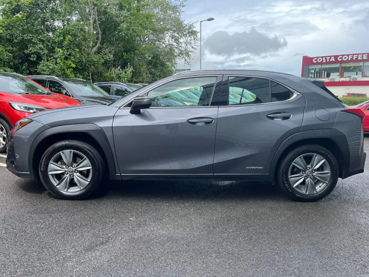 Lexus UX 2.0 PETROL HYBRID S-DESIGN FWD AUTO - Image 5