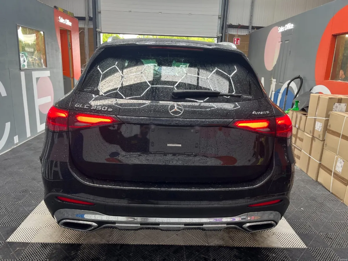 Mercedes-Benz GLC 2024 MERCEDES-BENZ GLC350E 4MOTI - Image 3